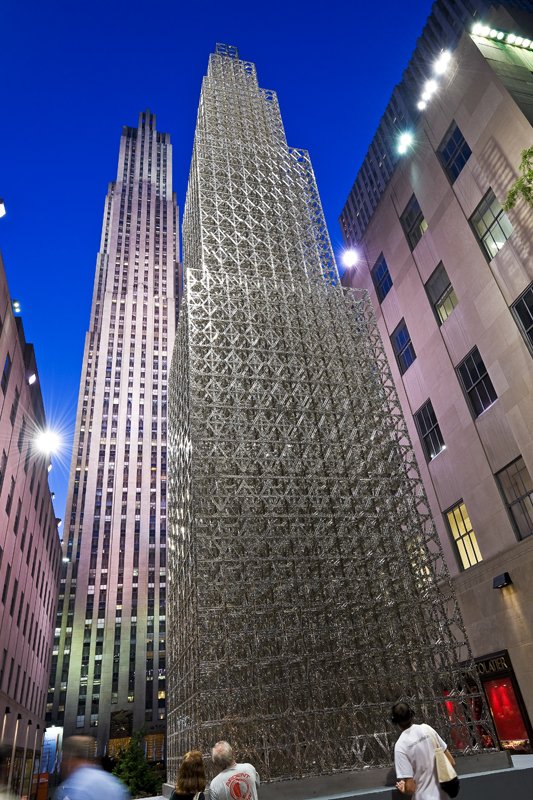 Chris Burden, What My Dad Gave Me, Rockefeller Center