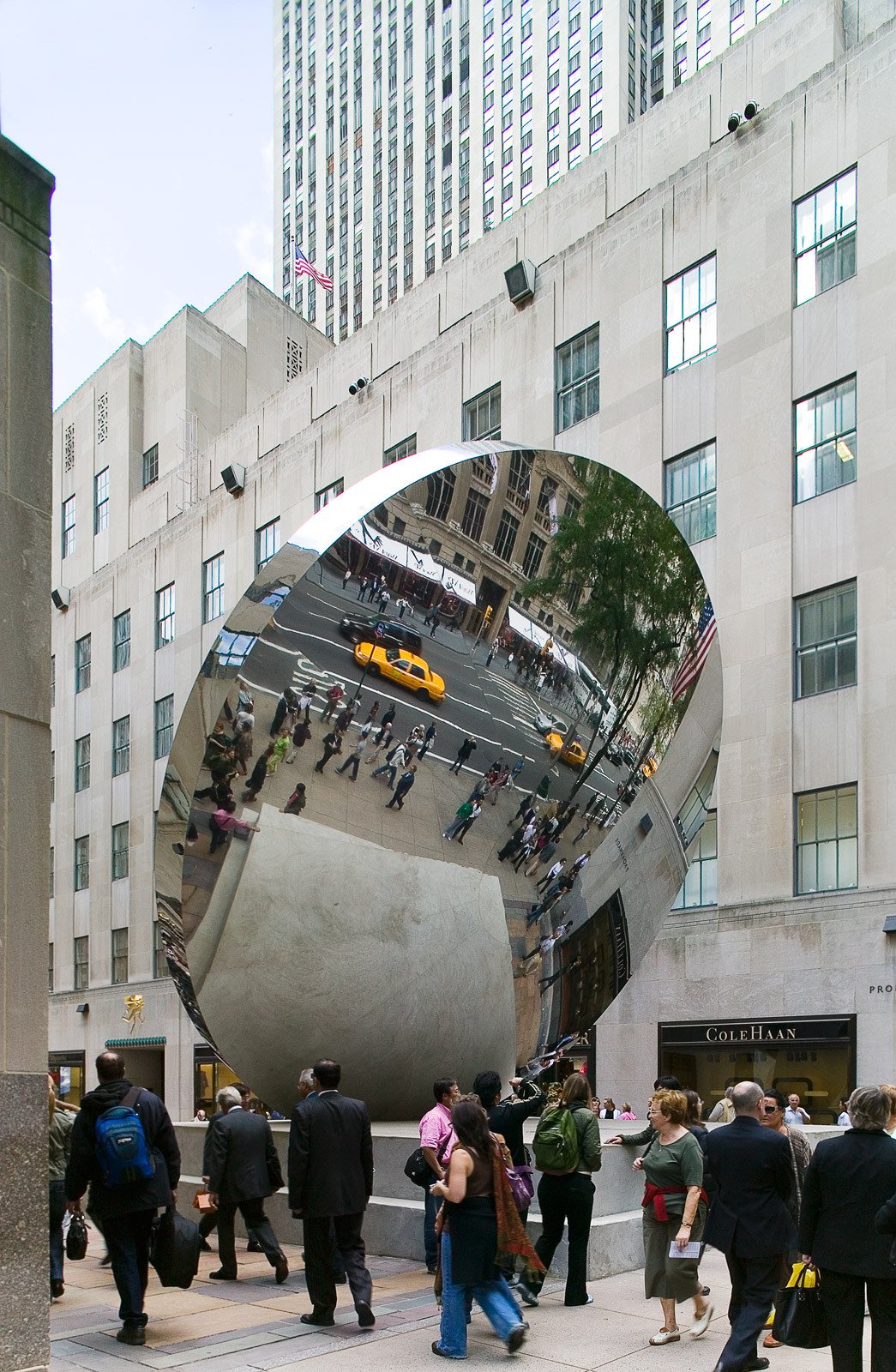 Anish Kapoor, Channel Gardens, Rockefeller Center